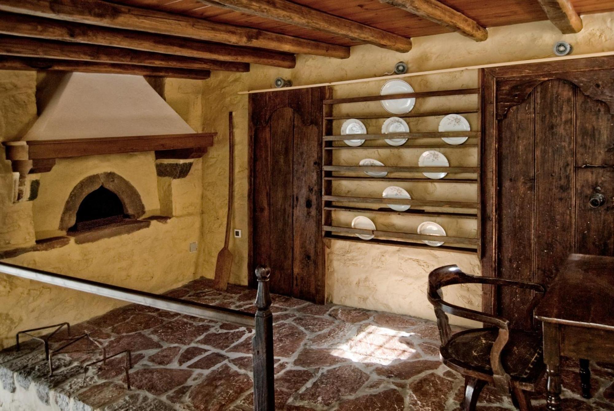 Cotommatae Hydra 1810 Hotel Buitenkant foto